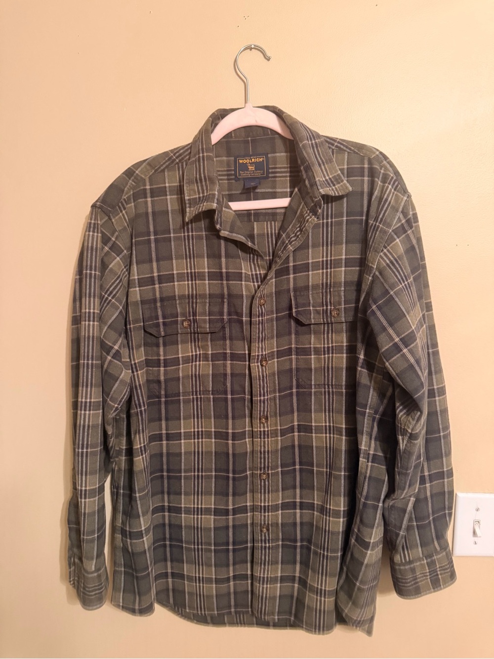 Vintage Woolrich Men's Green Plaid Flannel Shirt